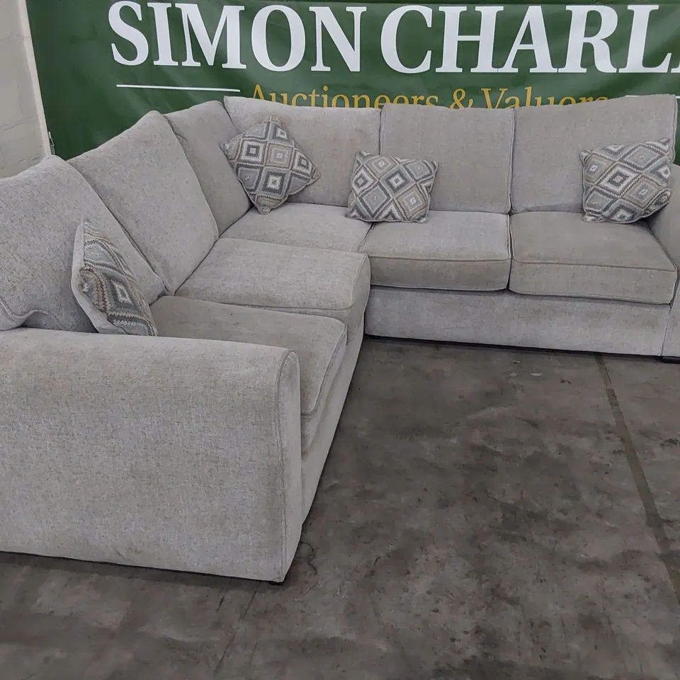 DESIGNER CORNER GROUP LIGHT GREY FABRIC WITH SCATTER CUSHIONS 