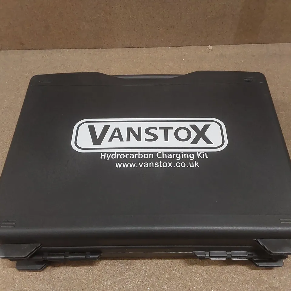 VANSTOX HYDROCARBON CHARGING KIT
