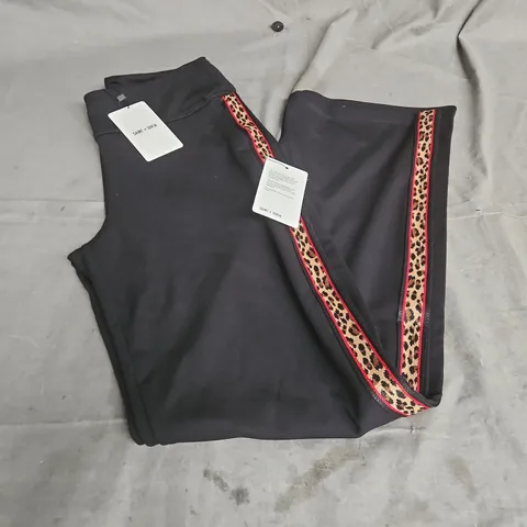 SAINT + SOFIA RUNWAY PANT IN BLACK LEOPARD SIZE 10