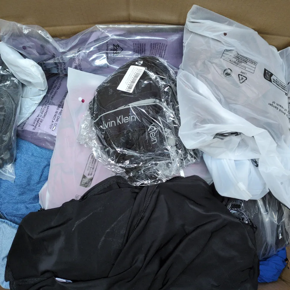 APPROXIMATELY 25 ASSORTED CLOTHING ITEMS IN VARIOUS SIZES, STYLES & COLOURS TO INCLUDE BRANDS SUCH AS BOOHOO, RIHOAS, ICE LONDON, ETC - COLLECTION ONLY