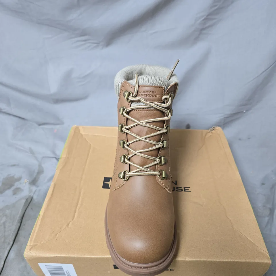 MOUNTAIN WAREHOUSE ISODRY BROWN BOOTS SIZE 5 BOXED