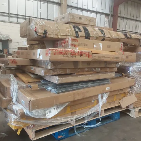 PALLET CONTAINING A VERY LARGE QUANTITY OF ASSORTED FURNITURE PARTS INCLUDING: BED PARTS, WARDROBE PARTS DRESSING TABLE PARTS ECT