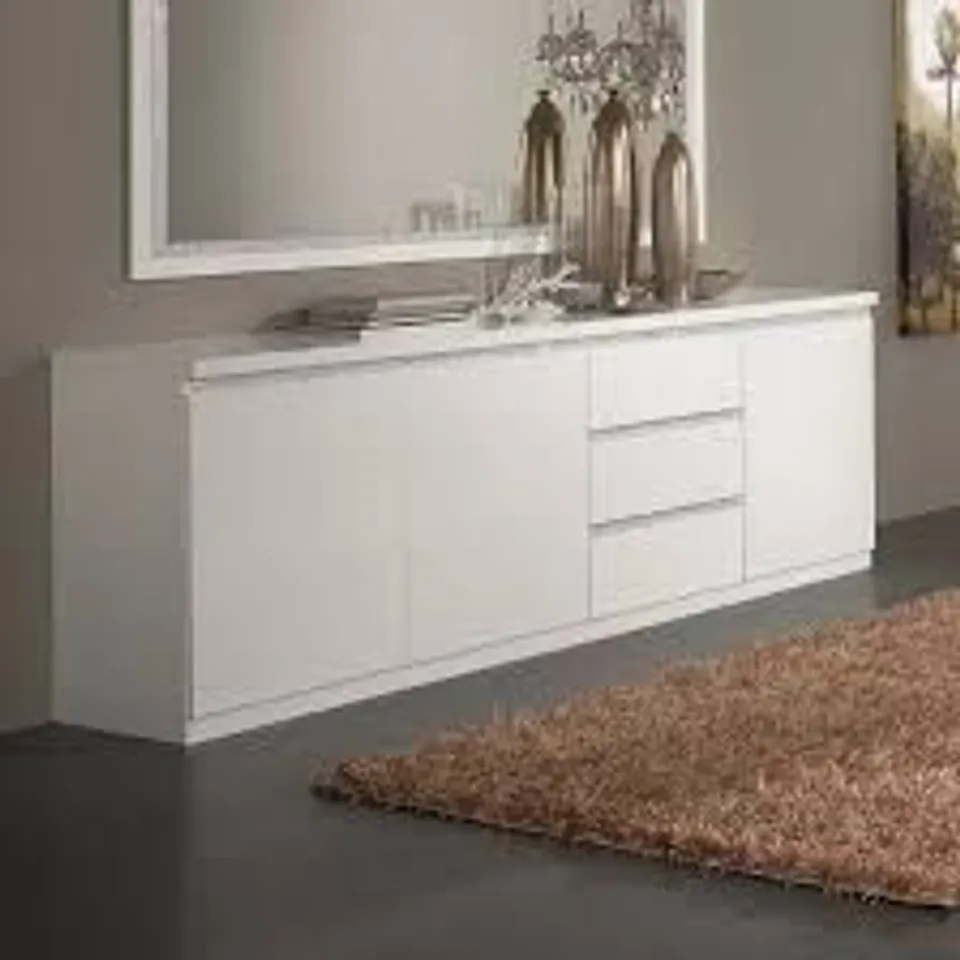 BOXED REGAL SIDEBOARD IN WHITE WITH GLOSS LACQUER AND CROMO DECOR (6 BOXES)