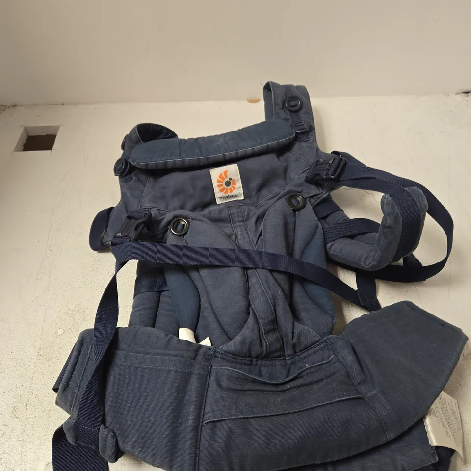 ERGOBABY BABY CARRIER – NAVY BLUE