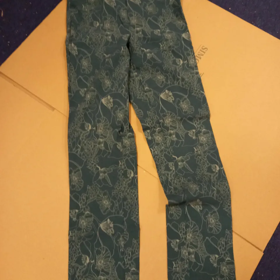 BRAND NEW MR MAX FASHION STRETCH TROUSERS WITH FLORAL DESIGN IN THYME - SIZE 12