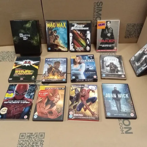 BOX TO CONTAIN A LARGE QUANTITY OF FILMS AND DVDs