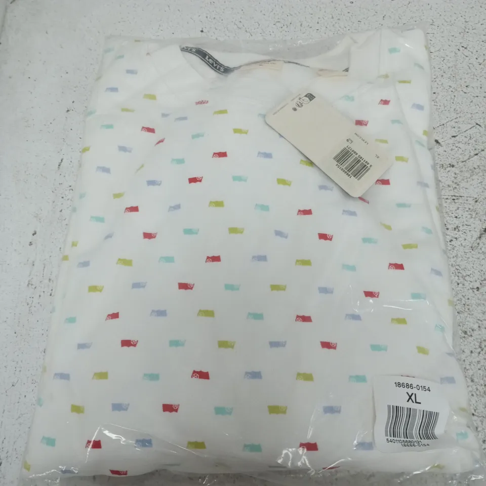 BAGGED LEVI'S WOMEN'S GRAPHIC STANDARD CREWNECK SWEATSHIRT IN WHITE MULTI - XL