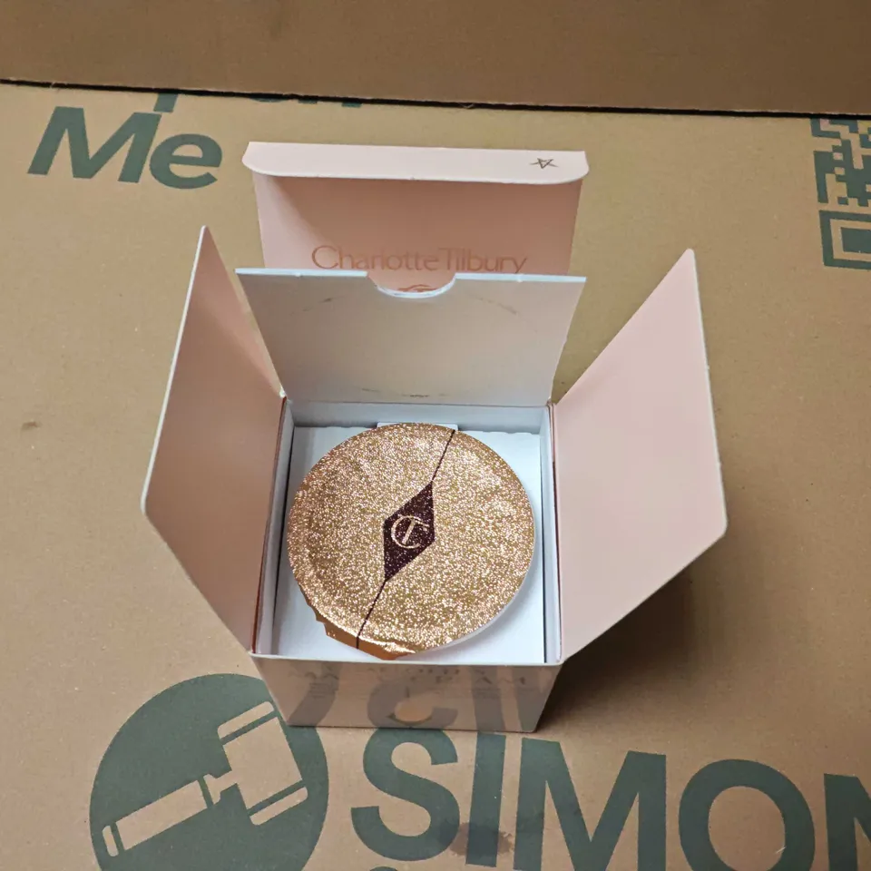 CHARLOTTE TILBURY MAGIC CREAM MOISTURISER 50ML + GLITTER GOLD POWDER COMPACT (PINK BOX) – SET