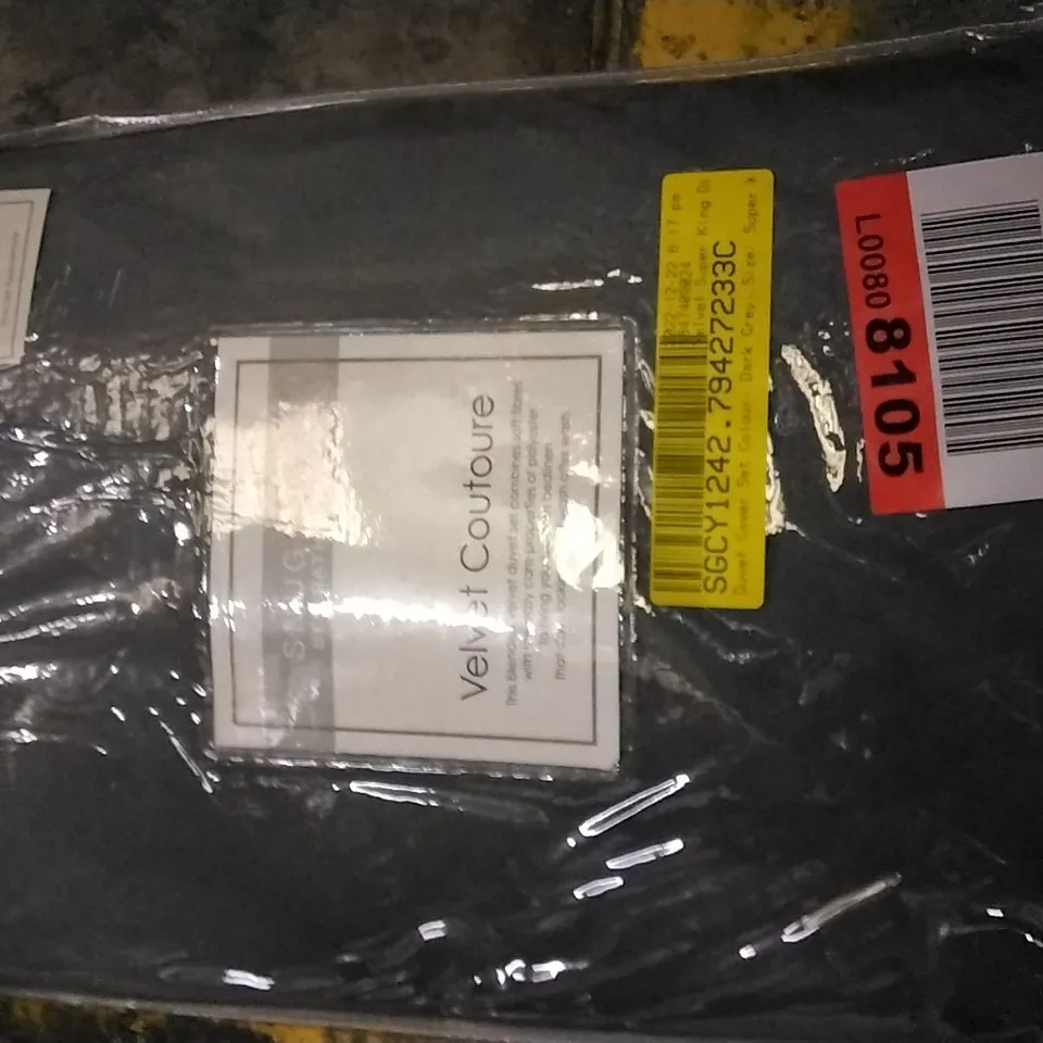 DUVET COVER SET COLOUR: DARK GREY SIZE: SUPER KINGSIZE