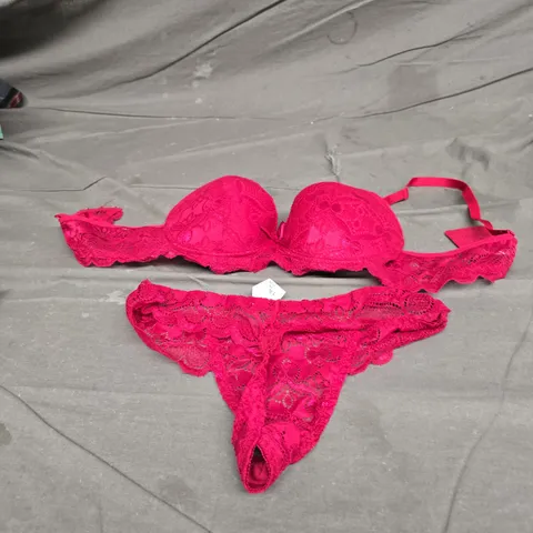 HOT PINK LACE LINGERIE SET – BRA & THONG, SIZE L