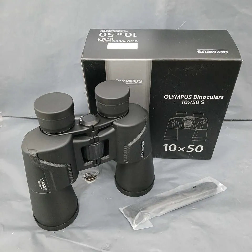 BOXED OLYMPUS 10X50 S BINOCULARS 