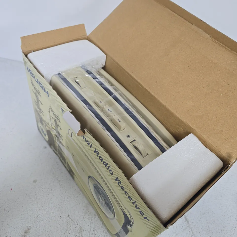 BUSH TRADITIONAL RADIO RECEIVER – BOXED, SPECIAL EDITION JUBILEE 2002
