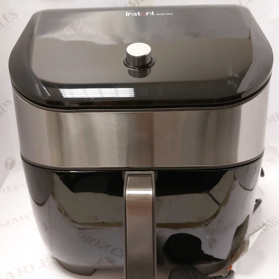 INSTANT VORTEX PLUS AIR FRYER