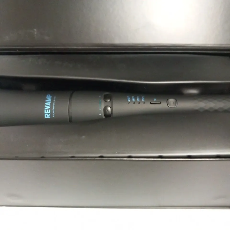 BOXED REVAMP PROFESSIONAL PROGLOSS HOLLYWOOD CURL AUTOMATIC ROTATING SYSTEM