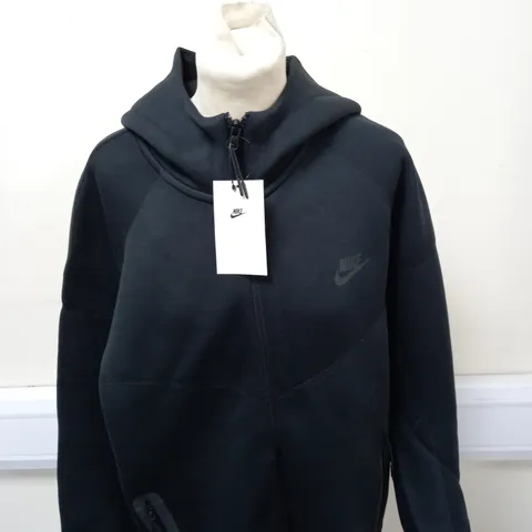 NIKE ZIPPED JACKET SIZE L