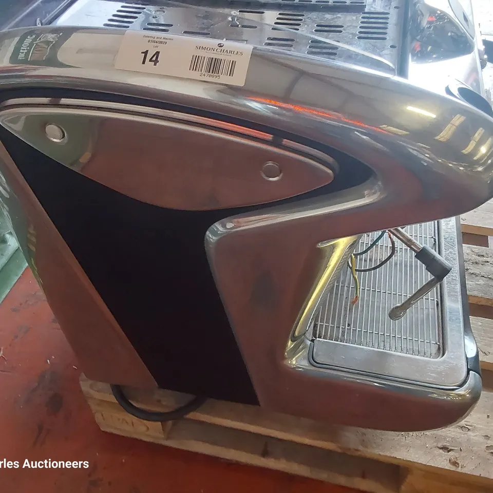 TRADITIONAL FAEMA EMBLEMA COFFEE MACHINE