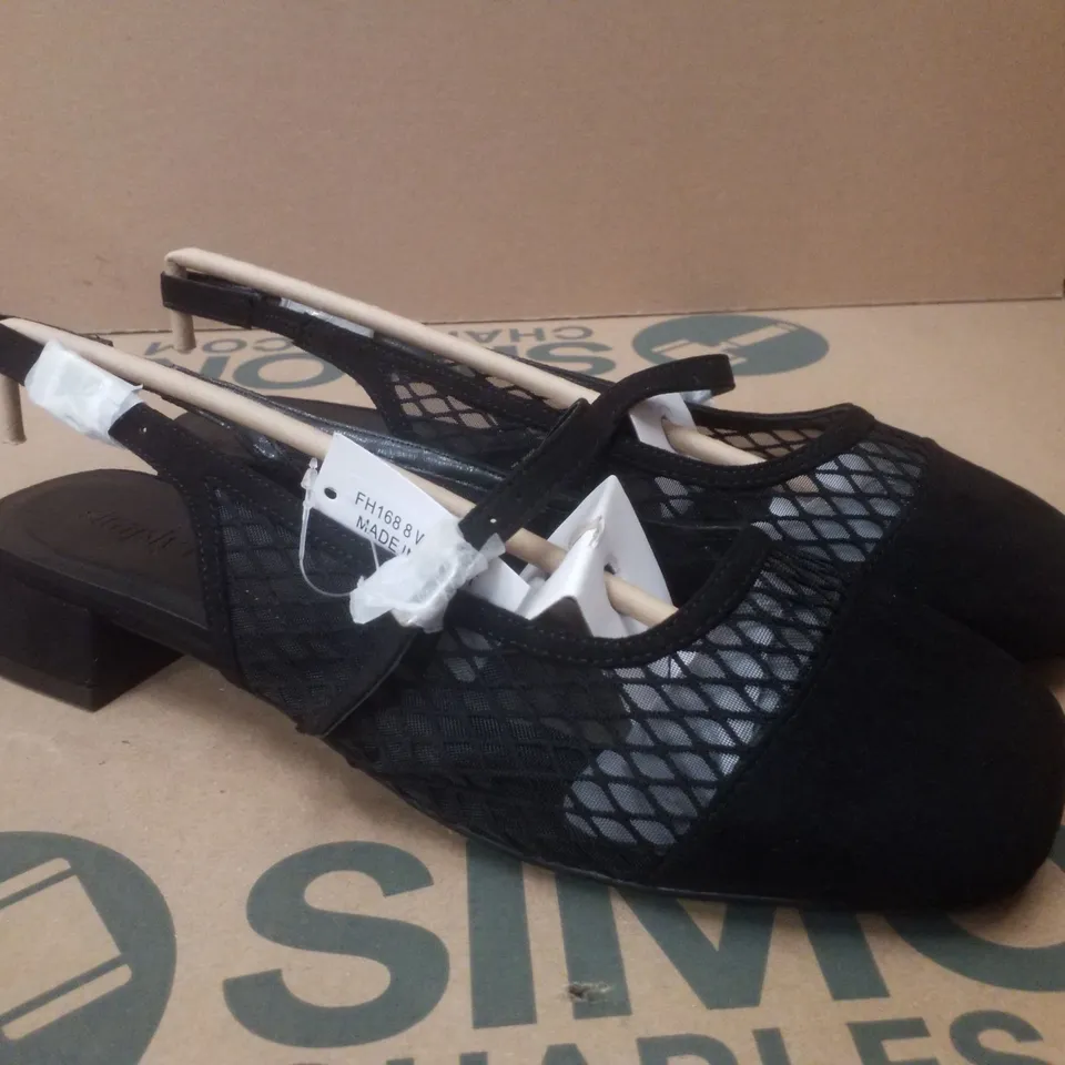 BOX CONTAINING APPROXIMATELY 8 PAIRS OF BRAND NEW SIMPLY BE BLACK JUPITER WIDE MESH SLINGBACK FLATS - SIZE 8