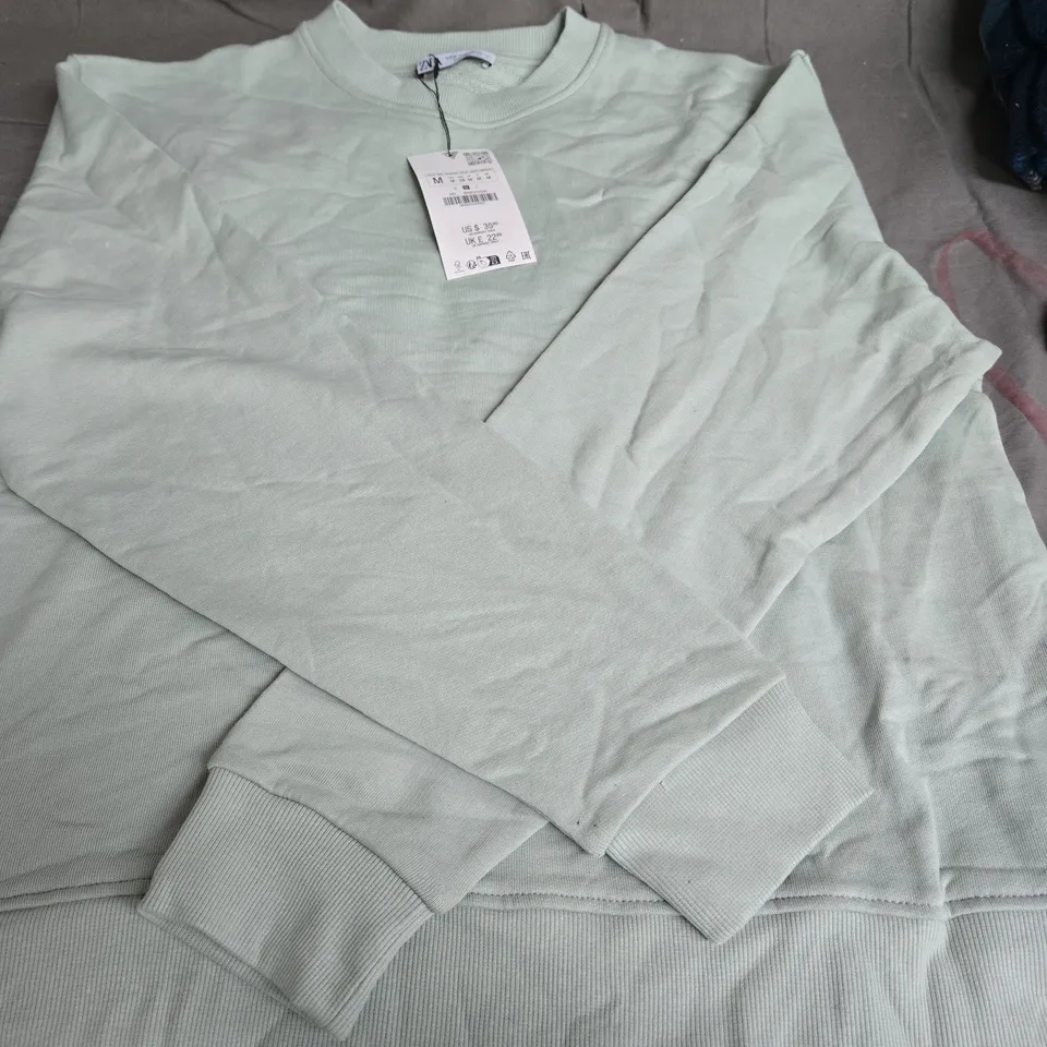 ZARA JUMPER SIZE M 