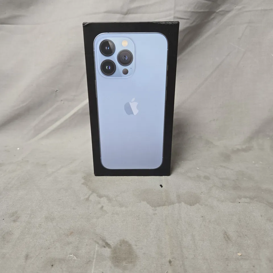 APPLE IPHONE 13 PRO – BLUE – BOXED WITH ORIGINAL BOX (DAMAGED REAR GLASS)
