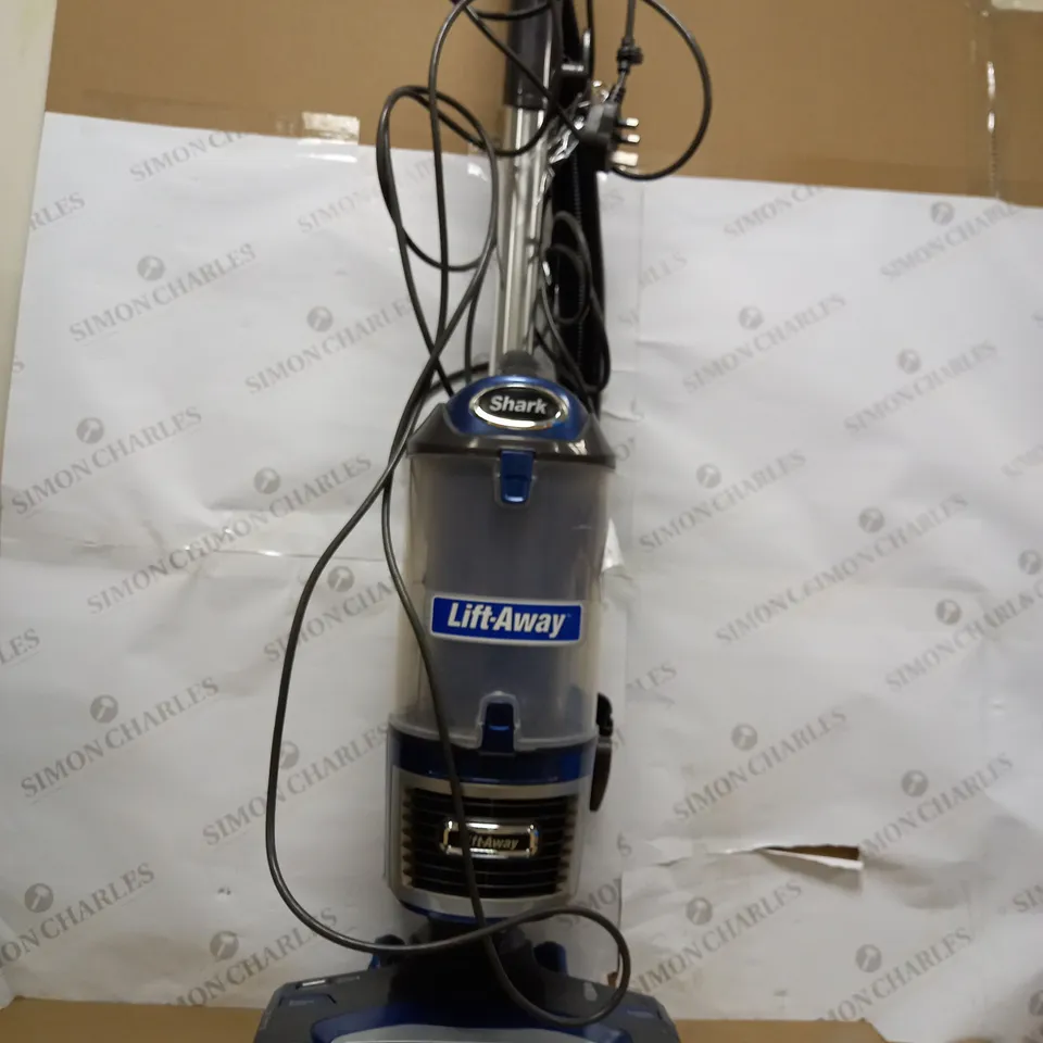 SHARK UPRIGHT VACUUM CLEANER