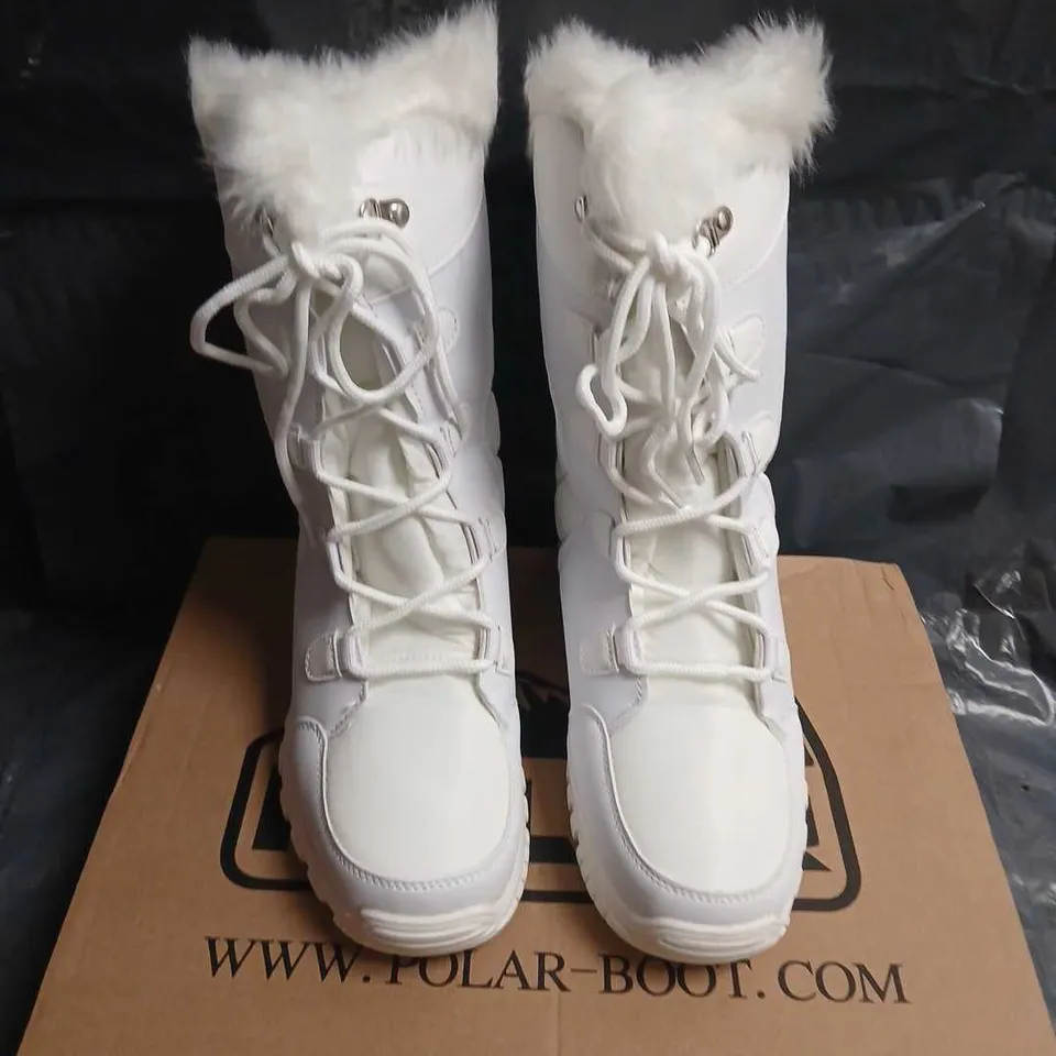 POLAR WOMEN'S QUILTED OUTDOOR BOOT - WHITE, UK4 (EU37)