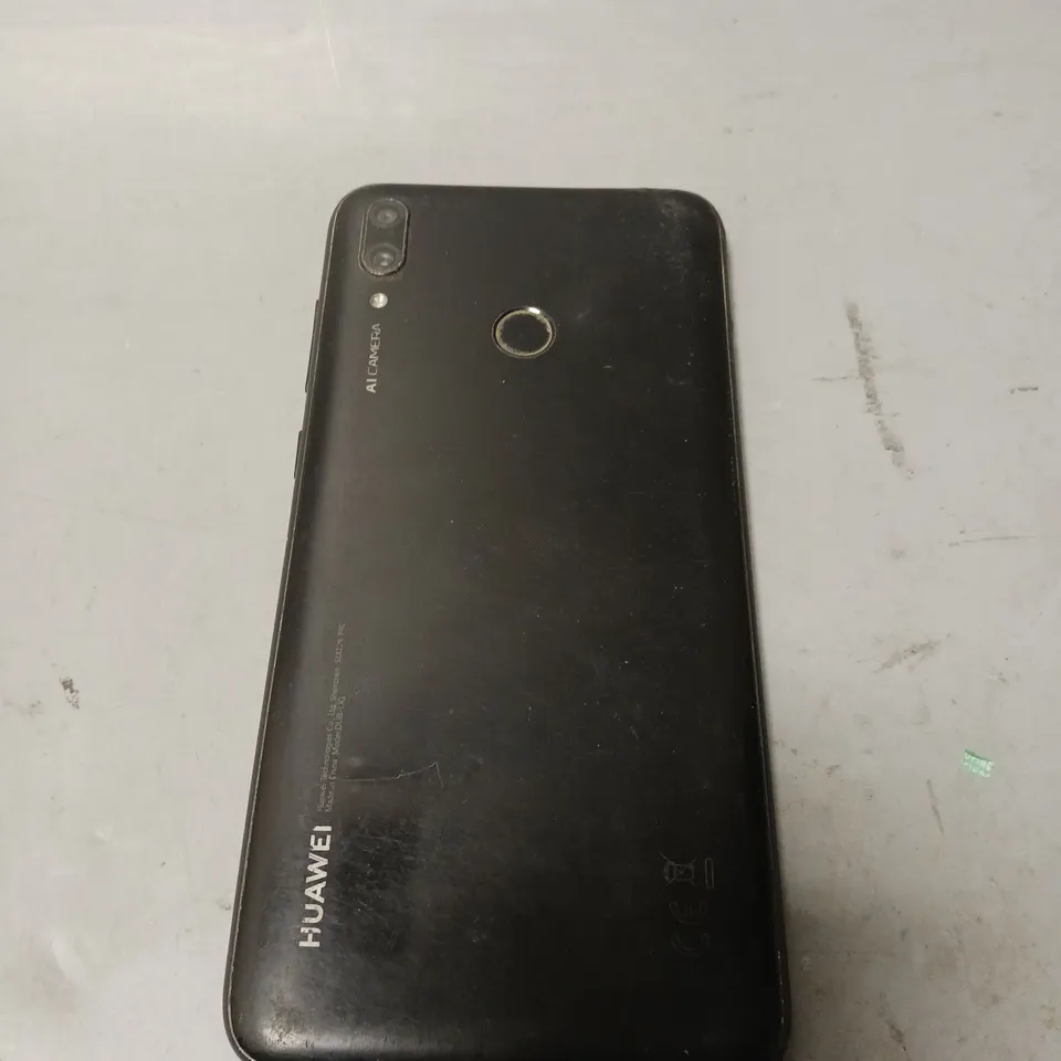 HUAWEI SMART PHONE IN BLACK