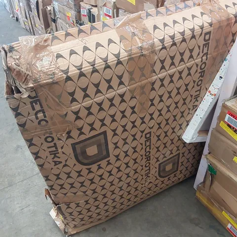 BOXED CORNER DESK (1 BOX)