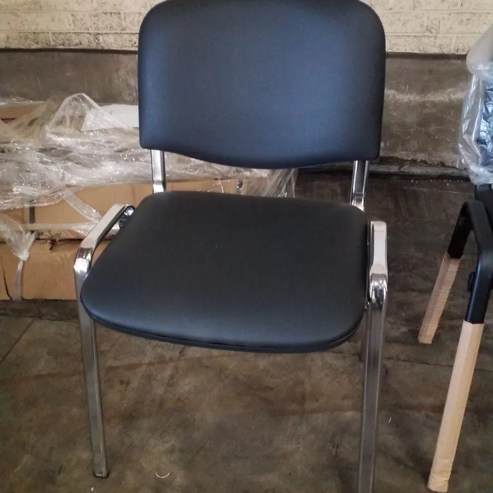 BLACK LEATHER/CHROME LEG DINING CHAIR