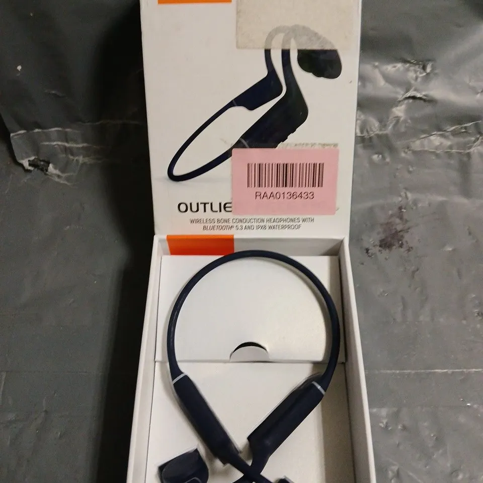 BOXED CREATIVE OUTLIER FREE PRO BONE CONDUCTOR HEADPHONES 