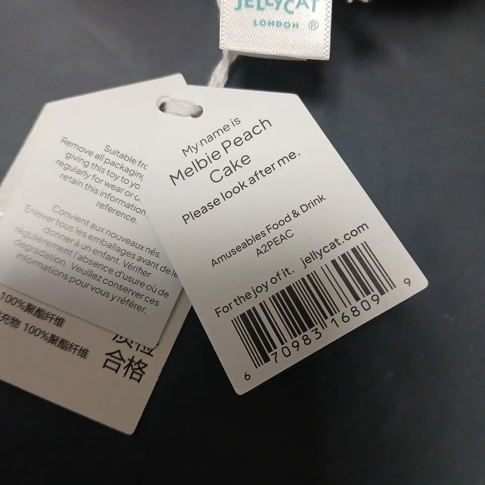 JELLYCAT AMUSEABLES MELBE PEACH CAKE PLUSH TOY