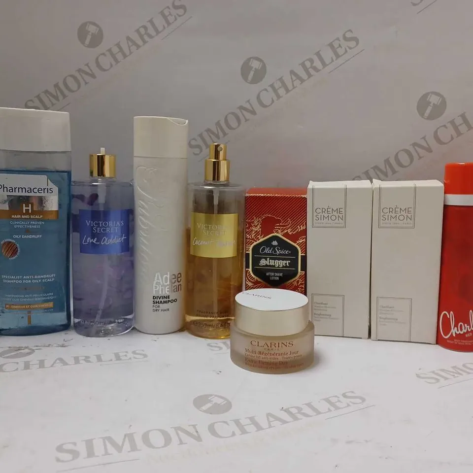 LOT OF APPROX 15 ASSORTED BEAUTY PRODUCTS TO INCLUDE VICTORIA'S SECRET FRAGRANCE MIST, CREME SIMON SLEEPING MASK, CHARLIE RED BODY SPRAY, ETC 