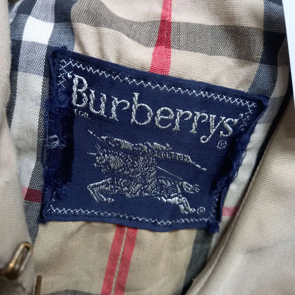 BURBERRYS TRENCH COAT IN BEIGE COTTON BLEND - XL