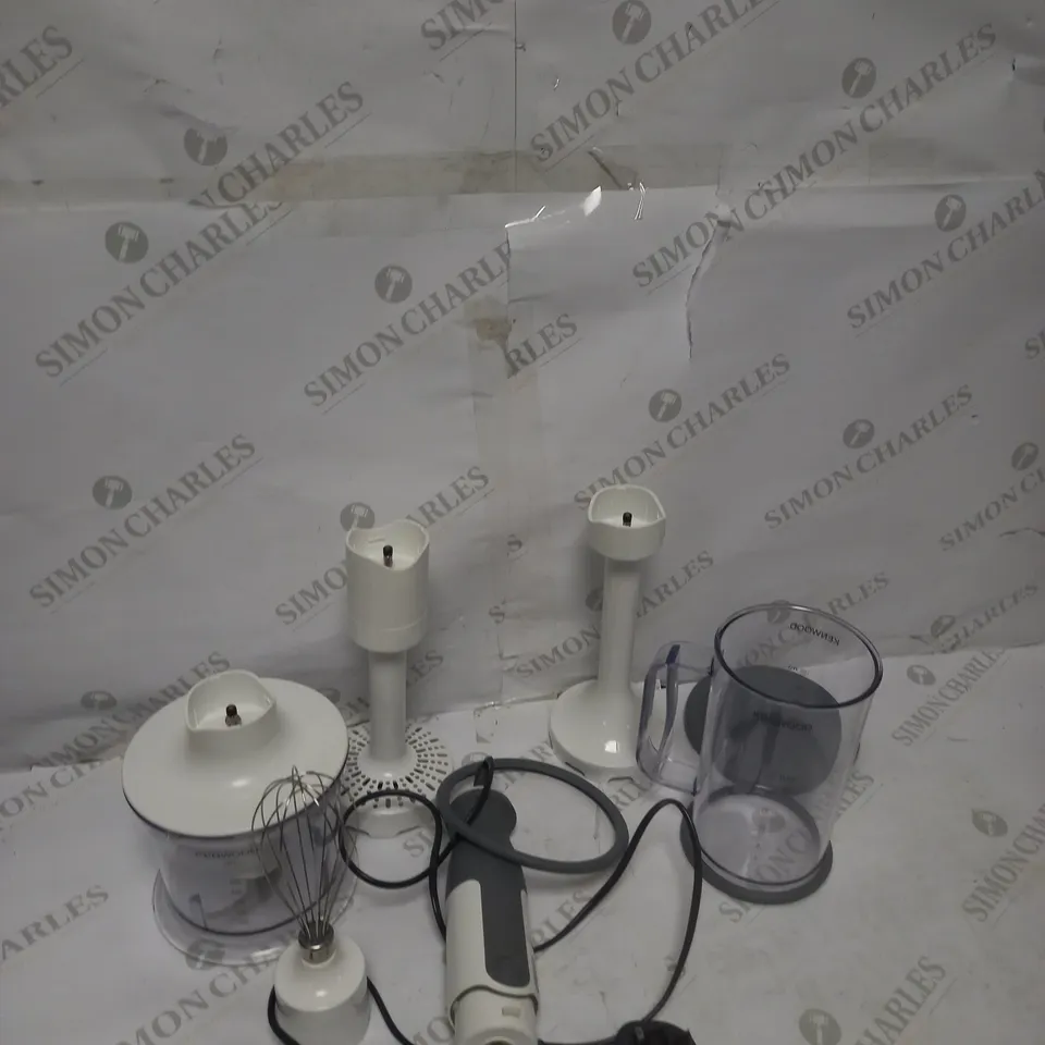 KENWOOD HANDBLENDER TRI BLADE SYSTEM HAND BLENDER