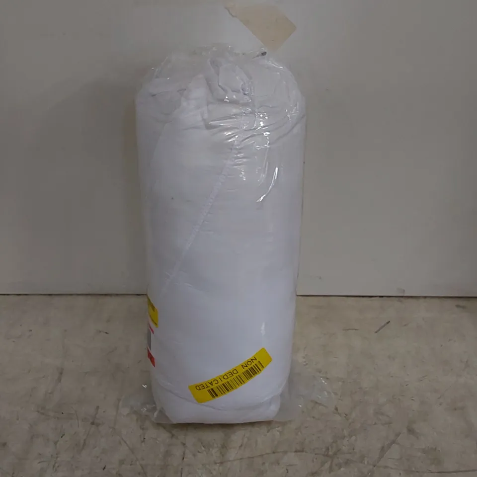 BAGGED POLYESTER MEDIUM SUPPORT PILLOWS