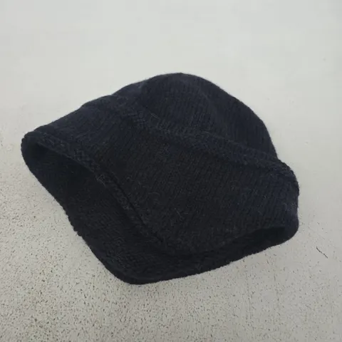 BLACK KNIT BEANIE HAT – OMHU LABEL