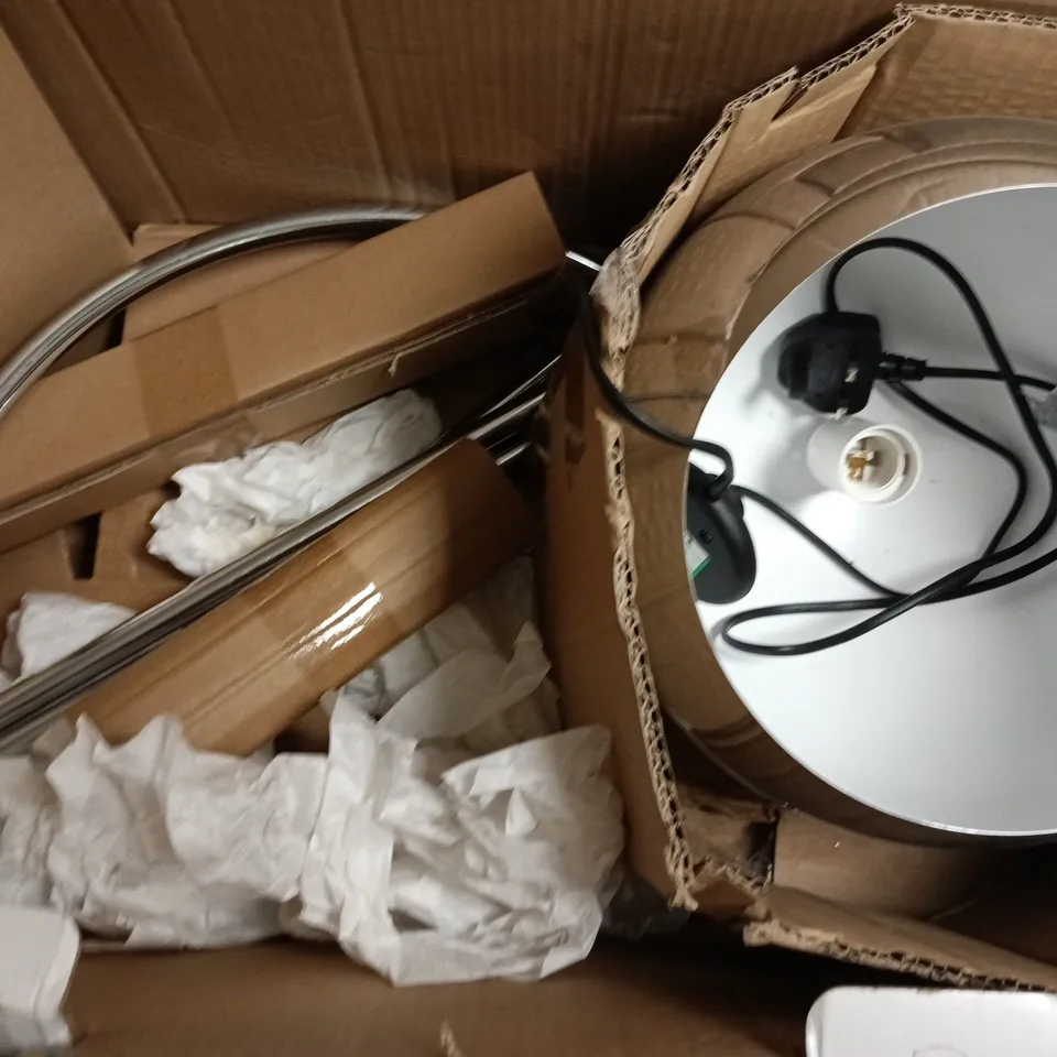 BOXED GOODHOME KOTENAY FLOOR LAMP