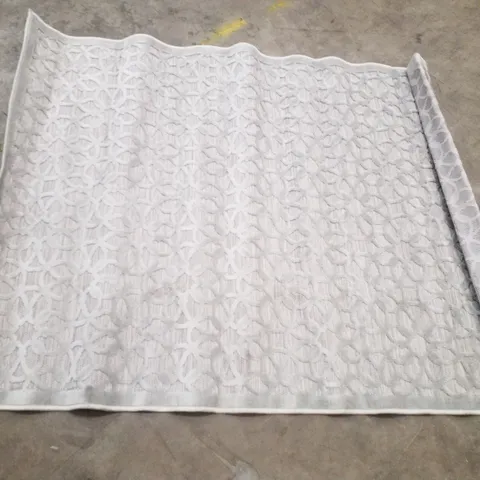 QUALITY DESIGNER AREA RUG - APPROXIMATELY  160X119CM