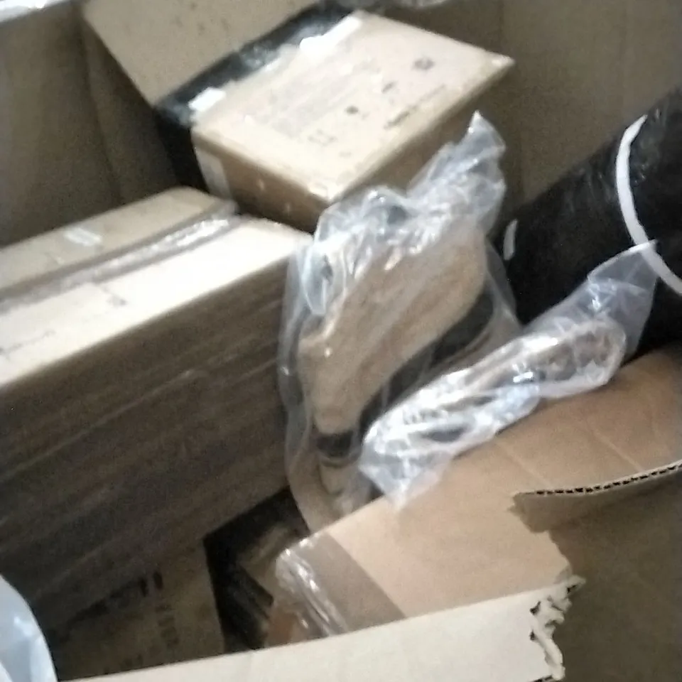 PALLET OF ASSORTED ITEMS INCLUDING PUTT PARTEE INDOOR GREEN, LAUNDRY BASKET, MULTIFUNCTION RICE COOKER, STAINLESS STEEL, DOUBLE TOWEL RAIL AND CUSHIONS