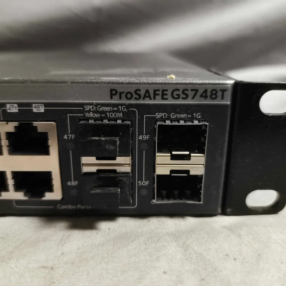 NETGEAR PROSAFE GS748T 48-PORT GIGABIT SMART SWITCH – RACKMOUNT, 2 SFP COMBO PORTS