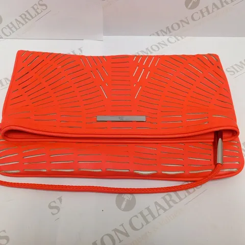 MCQ BY ALEXANDER MCQUEEN ORANGE LASER CUT LEATHER FOLD OUTER TOTE BAG