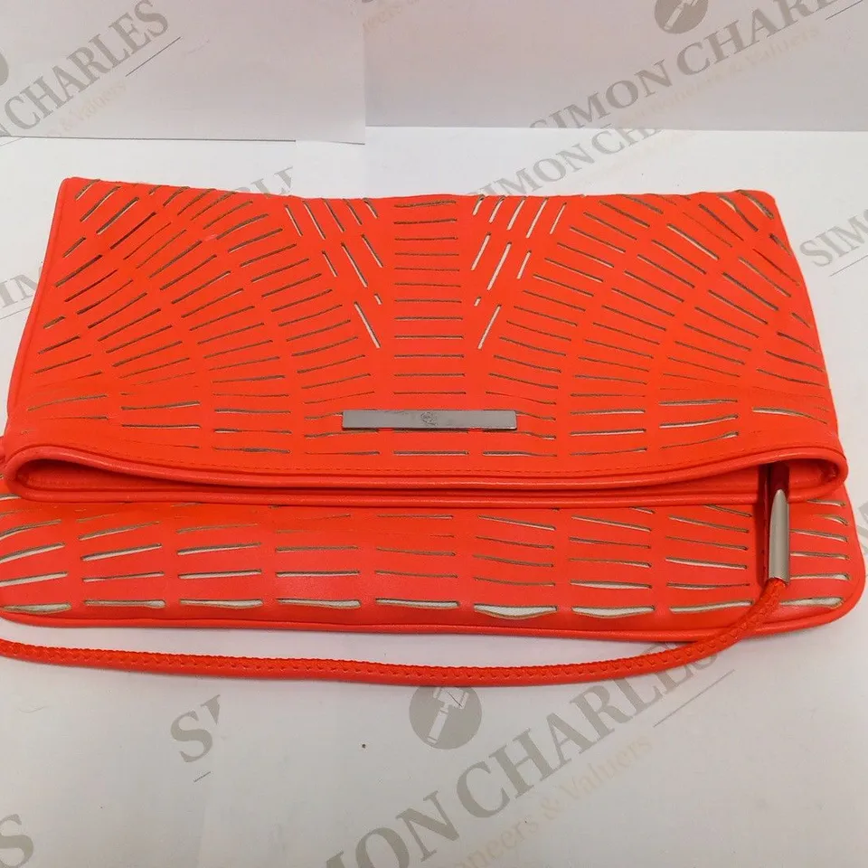 MCQ BY ALEXANDER MCQUEEN ORANGE LASER CUT LEATHER FOLD OUTER TOTE BAG