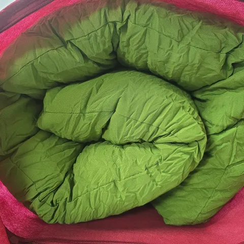 PRIMPATIO PATIO CUSHION IN GREEN