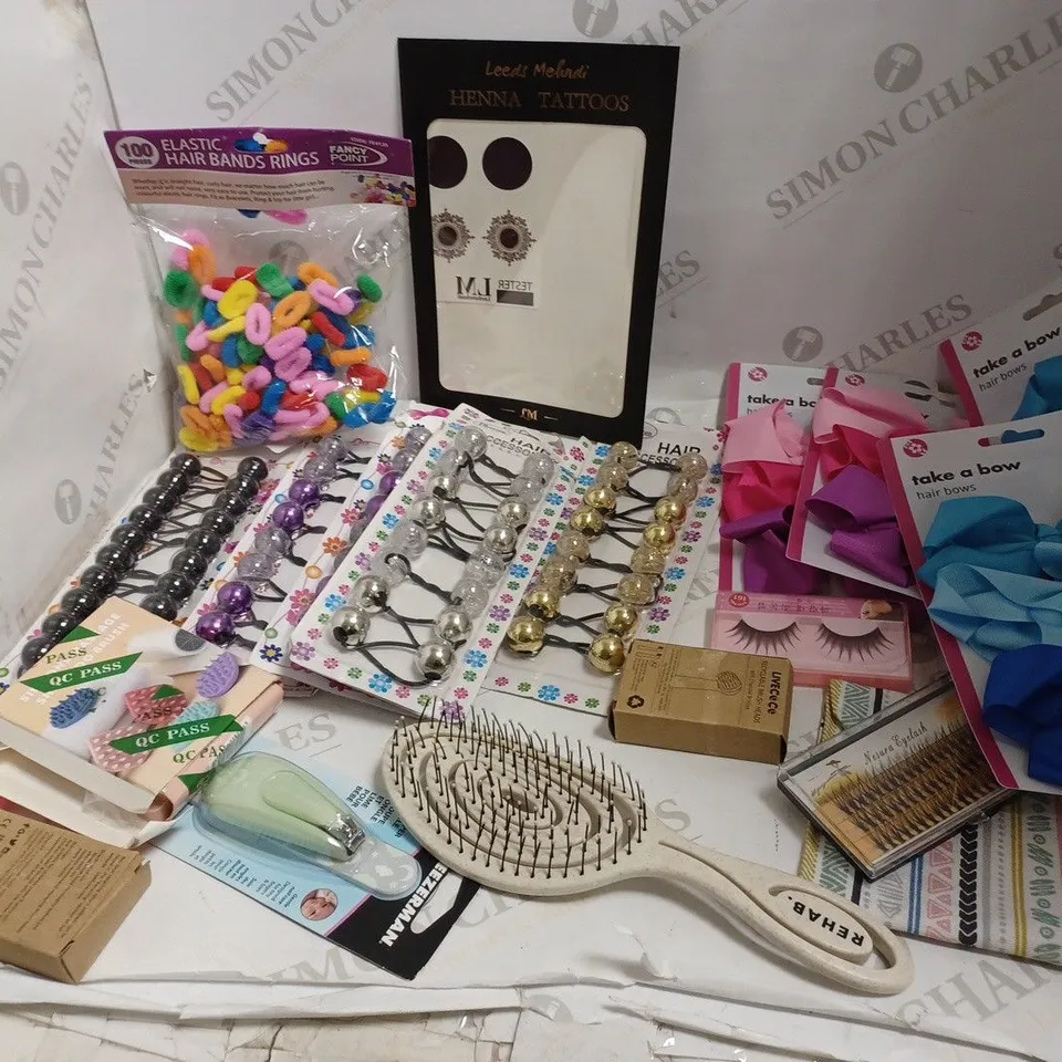 LOT OF APPROX 20 ASSORTED HEALTH AND BEAUTY PRODUCTS TO INCLUDE KIDS HAIR CLIPS AND HAIR TIES, HENNA STICKER
