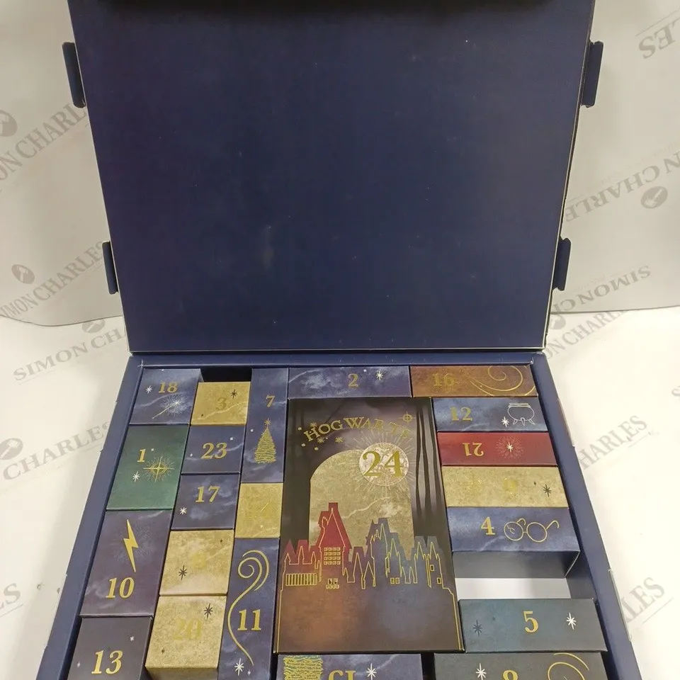 BOXED HARRY POTTER HOGWARTS BEAUTY ADVENT CALENDAR 