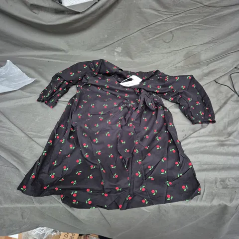 FWD BY RAE Alice Wrap Dress - Black Cherry Print - Women's XL