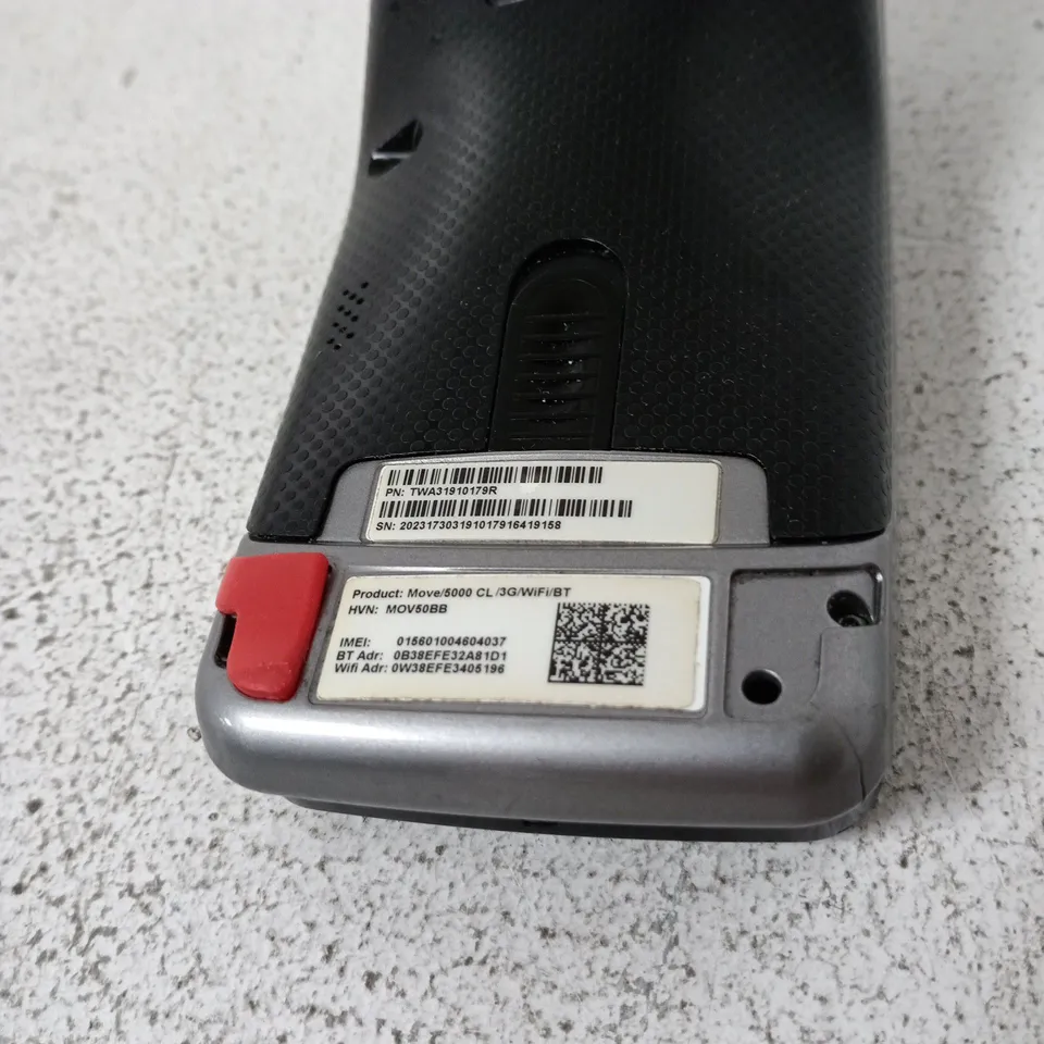 INGENICO MOVE5000 CARD READER (MOVE5000) – BLACK/RED, HANDHELD
