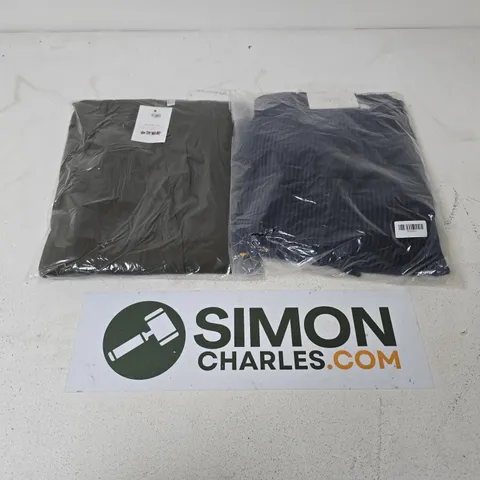 APPROXIMATELY 20 ASSORTED TAMSY CLOTHING ITEMS IN VARIOUS SIZES & STYLES