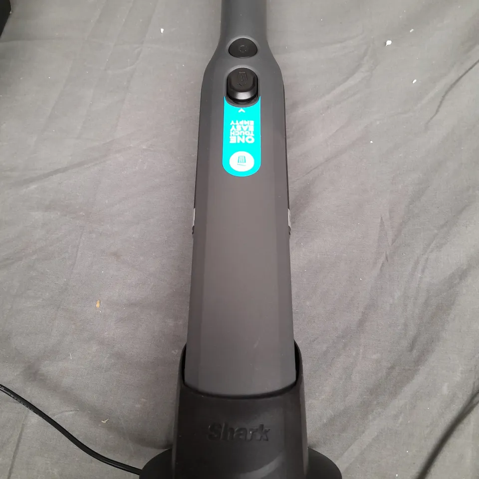 SHARK CORDLESS HANDHELD VACUUM CLEANER WV200UK