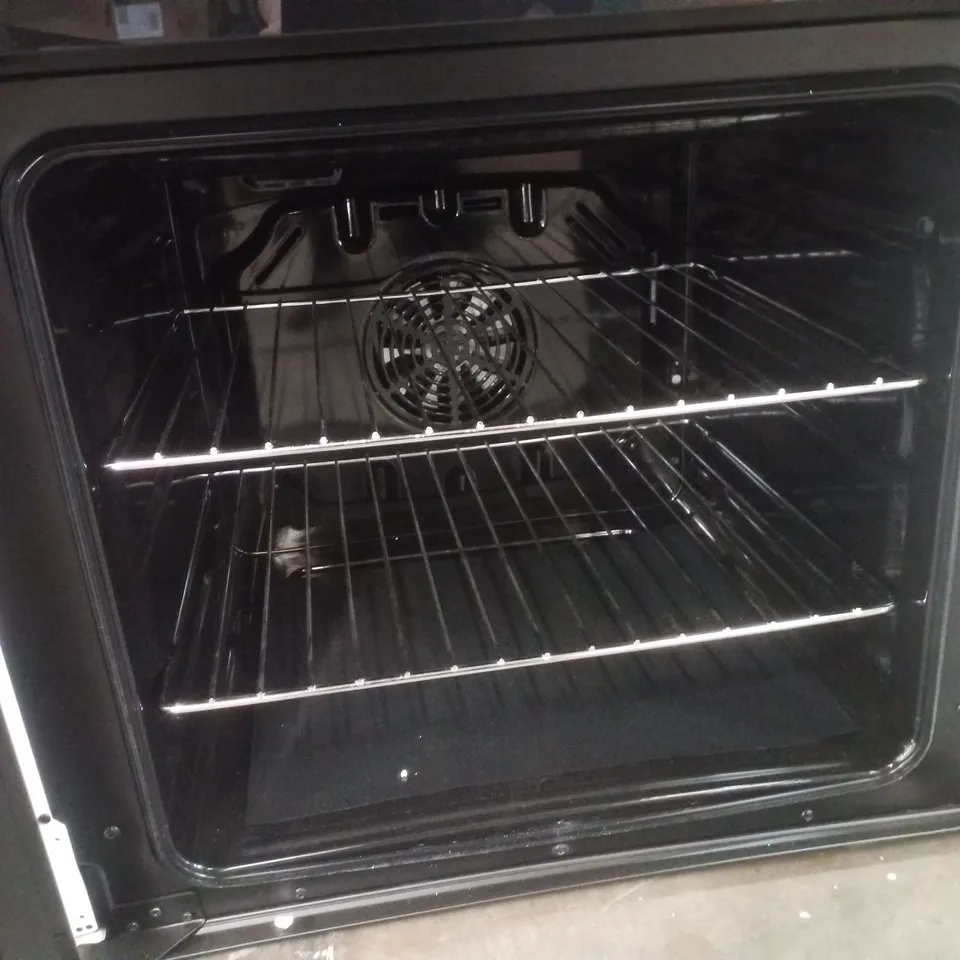 SWAN SX16720W 60CM ELECTRIC TWIN OVEN CERAMIC HOB COOKER - WHITE