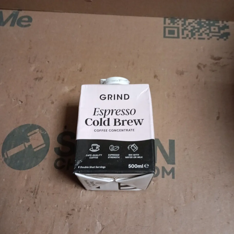 APPROXIMATELY 10 ASSORTED DRINK ITEMS INCLUDING VOLVIC TOUCH OF CHERRY STILL WATER AND GRIND ESPRESSO COLD BREW COFFEE CONCENTRATE 